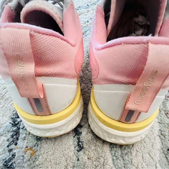 Nike Women's Pink and Cream Sneakers - Picture 3 of 4